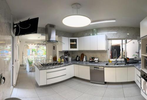 مطبخ, Lovely Home at Vista Hermosa, Cuernavaca in Lomas de Vista Hermosa