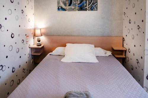 1 twin bed