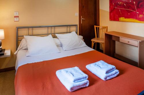 1 double bed