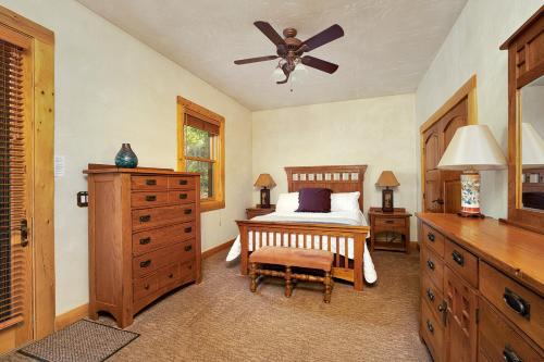 Mountain View - Quixotic Heights - image 7