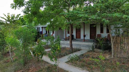 Rasta Homestay Ekas Bay – khách sạn tại Tanjung Ringgit