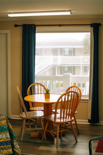 Dolphin Lane Motel – Carolina Beach, NC