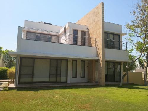 BK's Villa Golf - By the 7th Hole in Nanodra