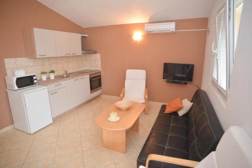 Apartments Salamun - image 12
