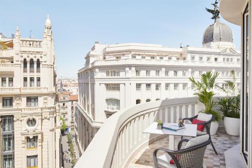 Hyatt Centric Gran Via Madrid Room Type - Terrace Suite
