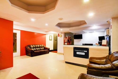 Townhouse Oak Ballygunge Formerly Hotel Lovelock photo 5