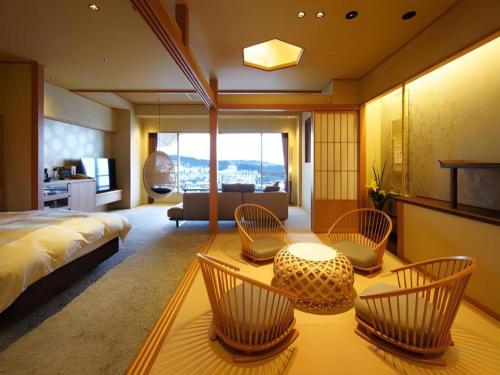 Shiratamano Yu Kahou in Tsukioka