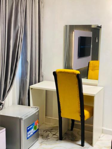 Cosy lovely studio apartment in Lagos in Ifako-Ijaiye