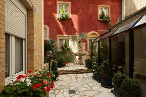 Beaugrenelle St-Charles Tour Eiffel - image 8