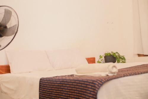 1 twin bed
