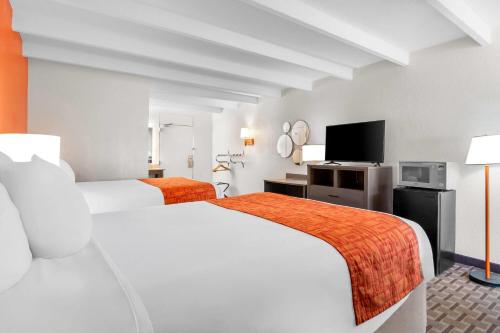 ฮาวเวิร์ด จอห์นสัน บาย วินด์แฮม เวโรบีช / ดาวน์ทาวน์ (Howard Johnson by Wyndham Vero Beach / Downtown) in เวโรบีช (FL)