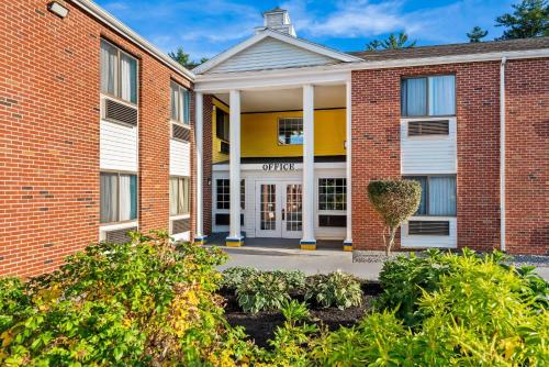 Days Inn by Wyndham Brunswick Bath Area