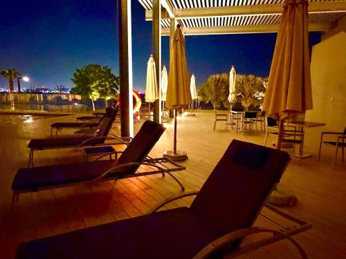 3BR Luxury Stay with Maid Room and Views of Ain Dubai & Sea in Bluewaters Island