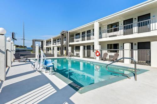 Days Inn by Wyndham Enterprise in Enterprise, USA