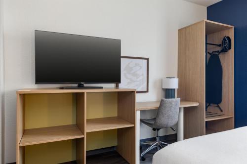 Comfort Suites NE Indianapolis Fishers - image 11