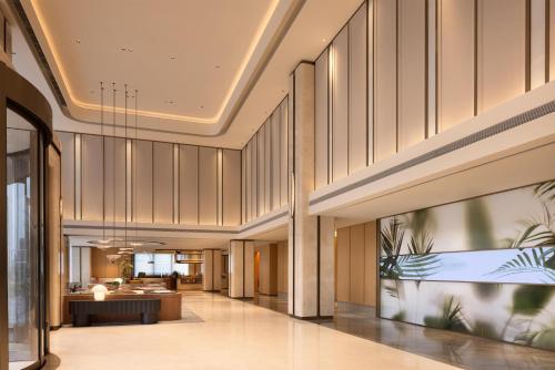 Lobby, Hilton Garden Inn Zhengzhou Airport Aerotropolis in Zhongmu