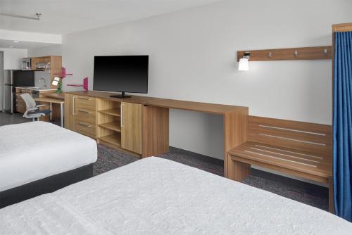 Home2 Suites by Hilton Frankenmuth - image 9