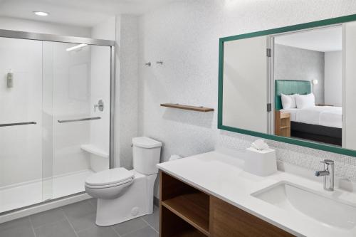 Home2 Suites by Hilton Frankenmuth - image 7