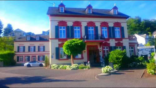 . Romantik Hotel Villa Sayn