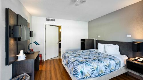 Motel 6-Kalispell MT - image 8