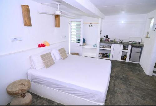 Banana Bay Beach Club – khách sạn tại Eton