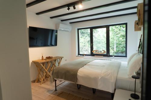 Cabana din padure in Varatec