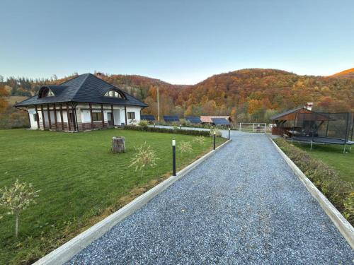 Hașca Chalet (Hasca Chalet) in Poiana Micului