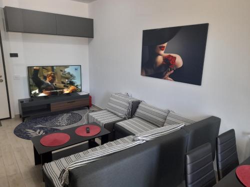 Apartament Camy - Meraki Resort & SPA – khách sạn tại Mamaia-Sat