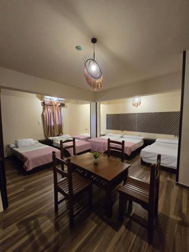 room detail thumbnail 0