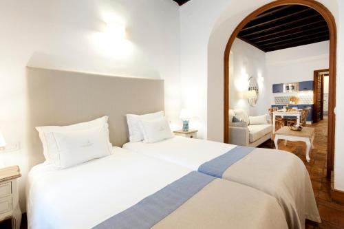 Apartamentos Casa del Aceite - image 8