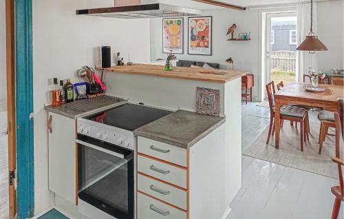Cuina, Lovely Home In Thyborøn With Wifi in Thyboron