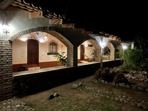 Skats, Casa Rustica en la Reserva Tehuacán-Cuicatlán (Casa Rustica en la Reserva Tehuacan-Cuicatlan) in Santo Domingo Yanhuitlán