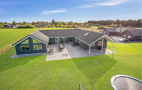  Stunning Home In Stege With Sauna in Stege