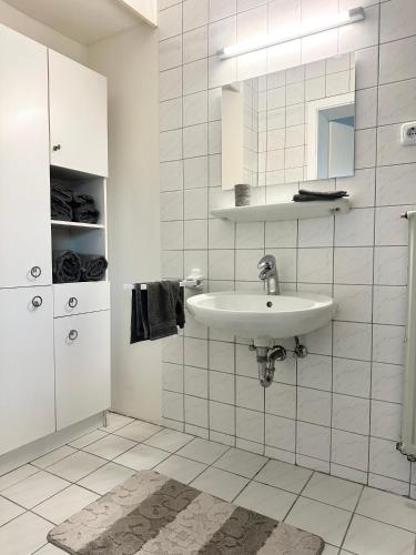 Messe Apartment - Near Trade Fair Grounds, Düsseldorf (photo 5)
