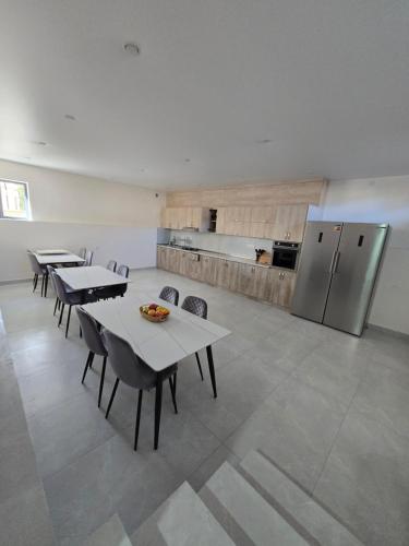 Ultra Energy Hotel in 葉格納茲