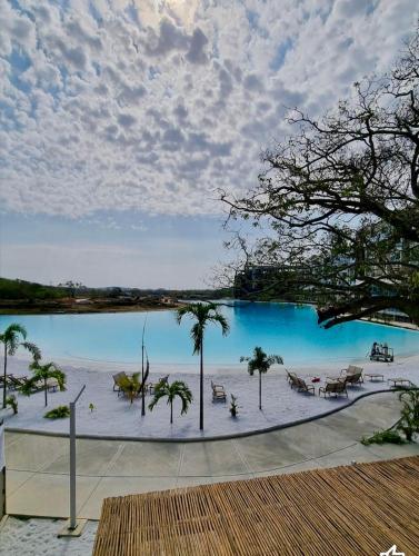 Swimming pool, BaiaKristal - Kabo en Cartagena in Punta de Canoa