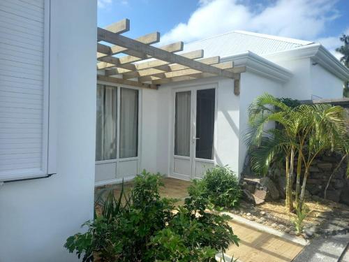 Les Hauteurs de Brûlée (Les Hauteurs de Brulee) in Roche Bon Dieu