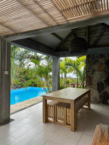 Les Hauteurs de Brûlée (Les Hauteurs de Brulee) in Roche Bon Dieu