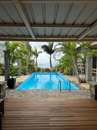 Les Hauteurs de Brûlée (Les Hauteurs de Brulee) in Roche Bon Dieu