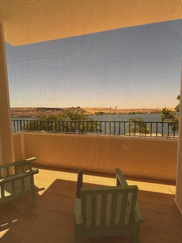 周邊環境, Golden Sun House II in 阿布辛貝