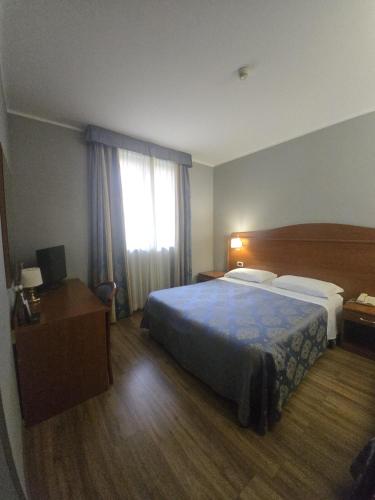 Hotel Rigolfo - Tap to explore photos