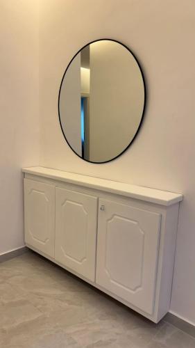 Luxury 3 Bedroom Family Apartment in Amman - image 4