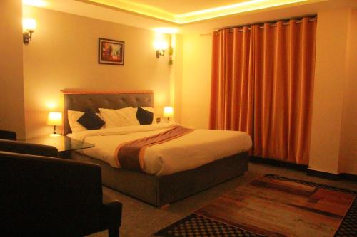 Green Executive Hotel - image 5
