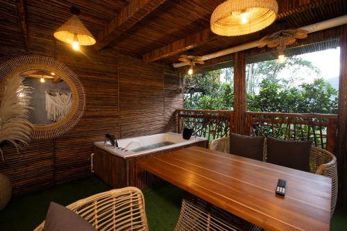 Pezsgőfürdő, Hotel Glamping La Polka in Amaga