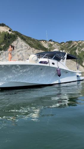 boat and breakfast in Ancona