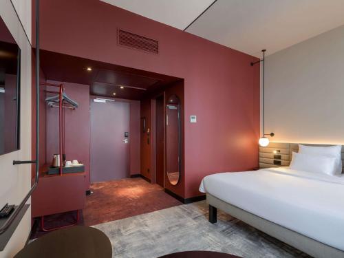 1 queen bed