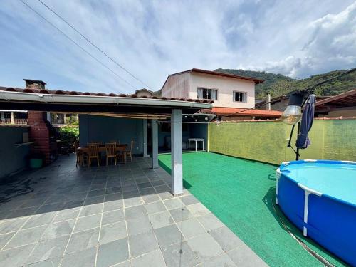 Casa espaçosa com piscina na Praia De Lagoinha – khách sạn tại Praia da Lagoinha