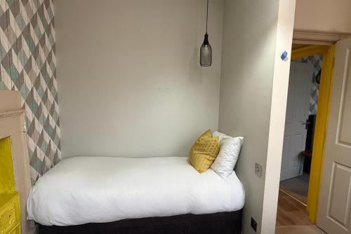 Dream Stays Bath - Beau Street Apartments, Bath (photo 8)