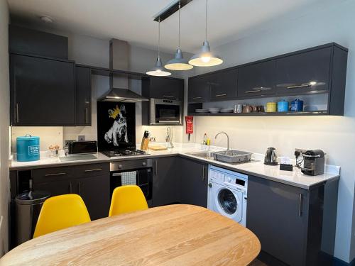 Dream Stays Bath - Beau Street Apartments, Bath (photo 5)