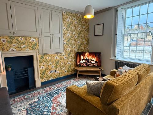 Dream Stays Bath - Beau Street - image 2